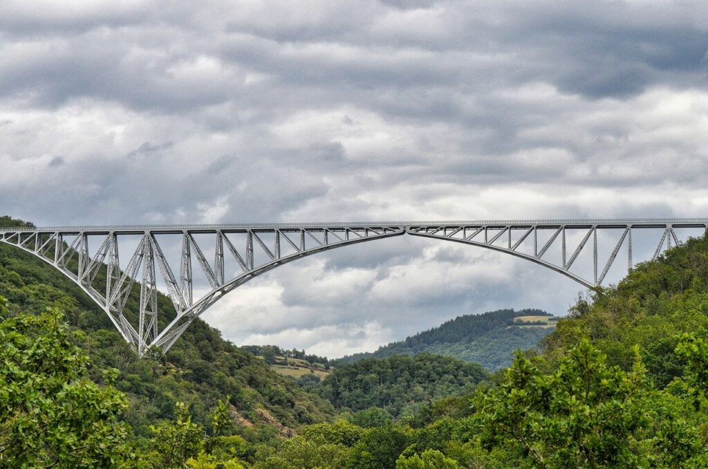 jembatan baja, konstruksi, infrastruktur